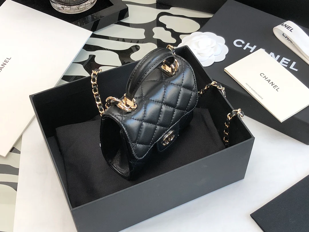 Мини-сумочка Chanel с ручкой - черная