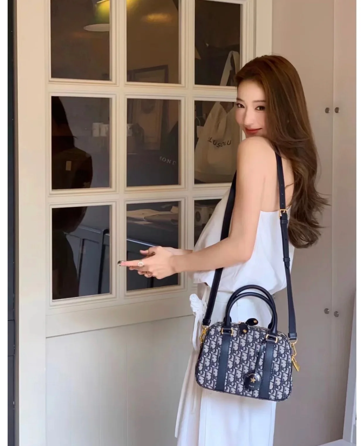 Сумка для боулинга в стиле Dior - средний размер