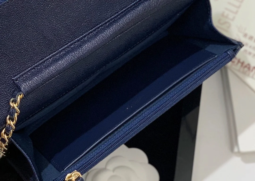 Пряжка Chanel WOC с узором ?Кунжут? из светлого золота - 3 шт.