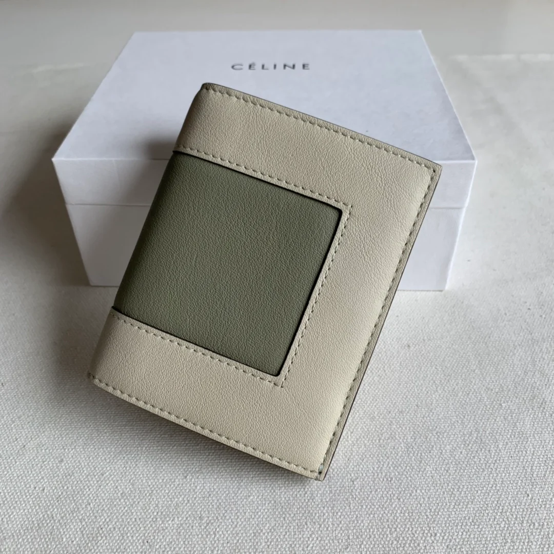 Celine - Короткий кошелек - Бежевый с светло-зелеными элементами