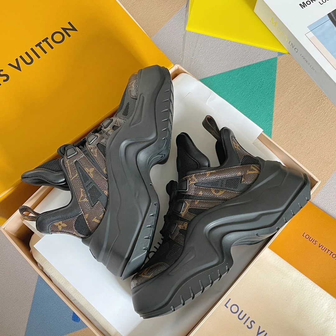 Новинка LV 2023 года - Серия Archlight 2-0 на платформе - Кроссовки/?папины кроссовки? - Черные