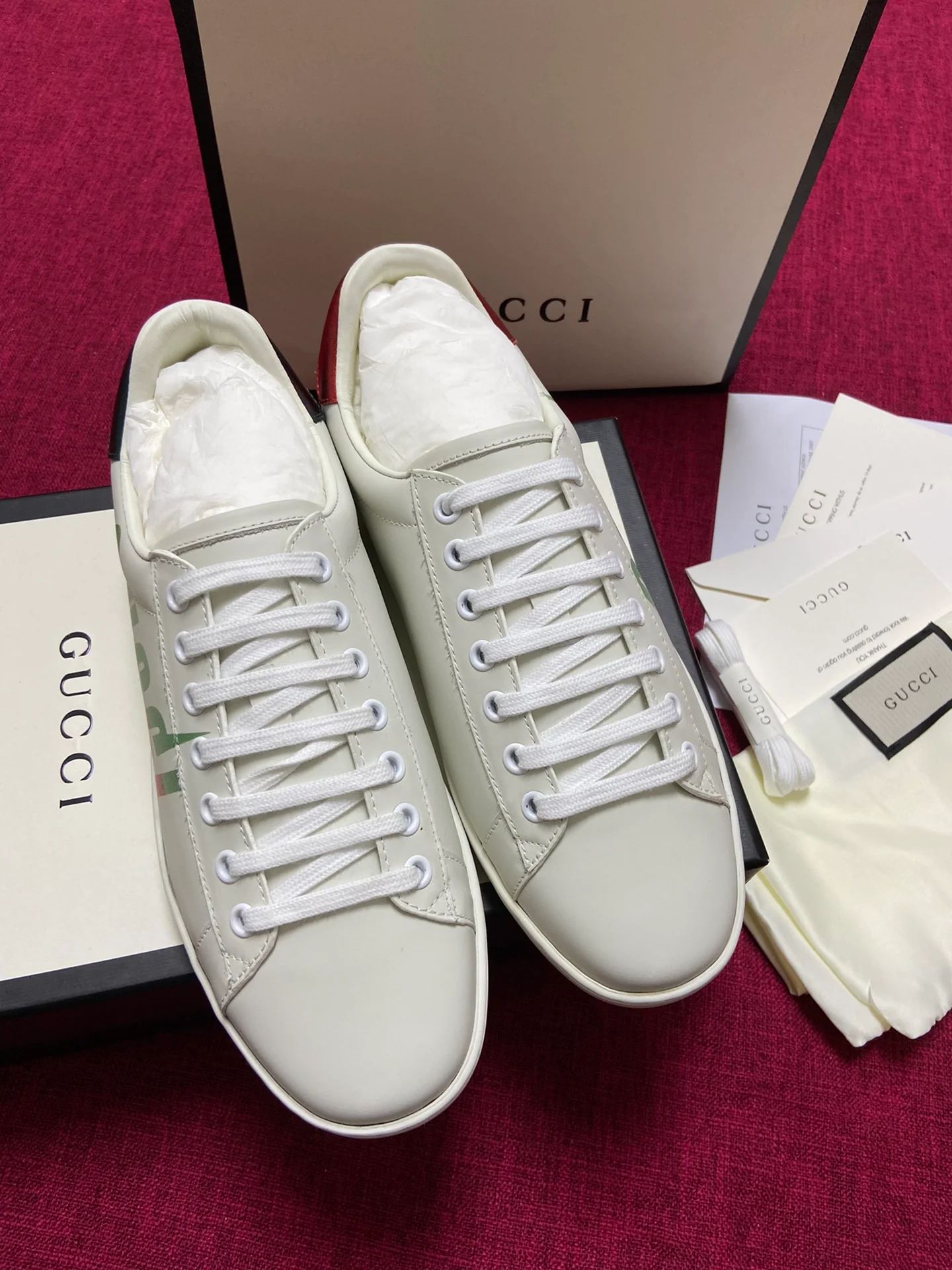 Gucci - Белые кроссовки - Кроссовки - Повседневная обувь - 5