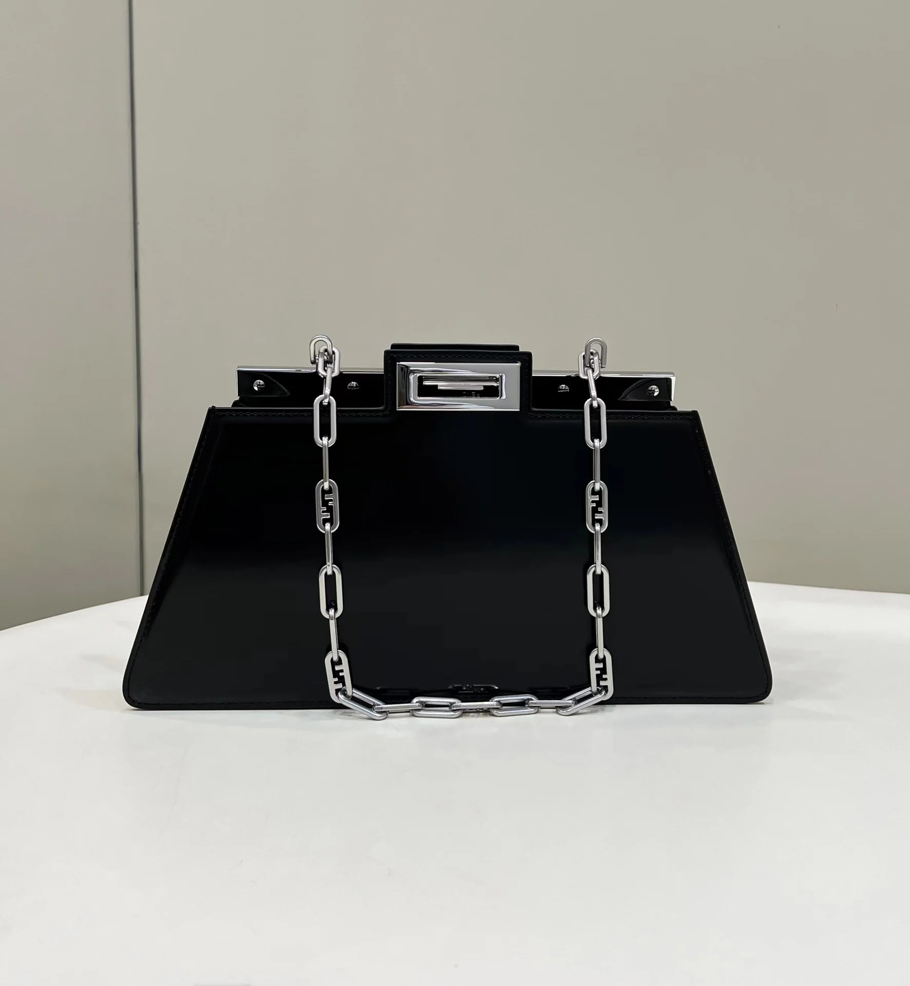 Fendi Peekaboo Cut Medium Black