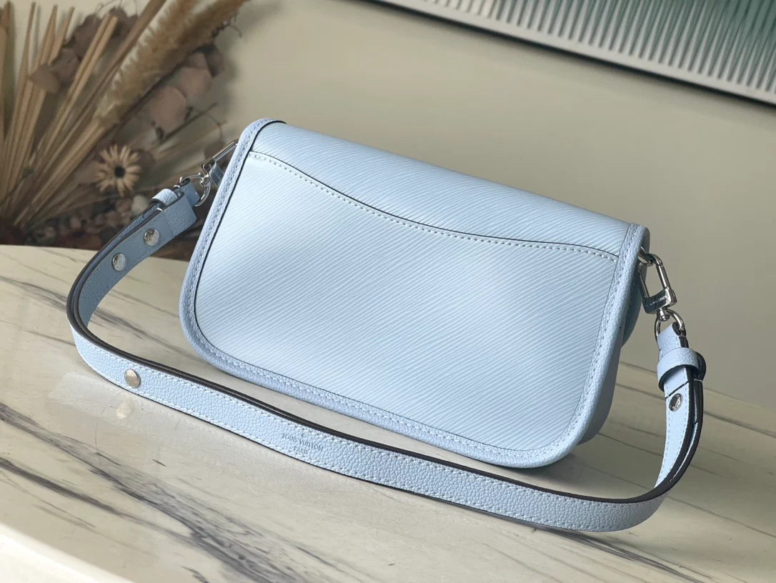 m59386-LV-Зернистая кожа Epi-Сумка через плечо Buci-Светло-голубая