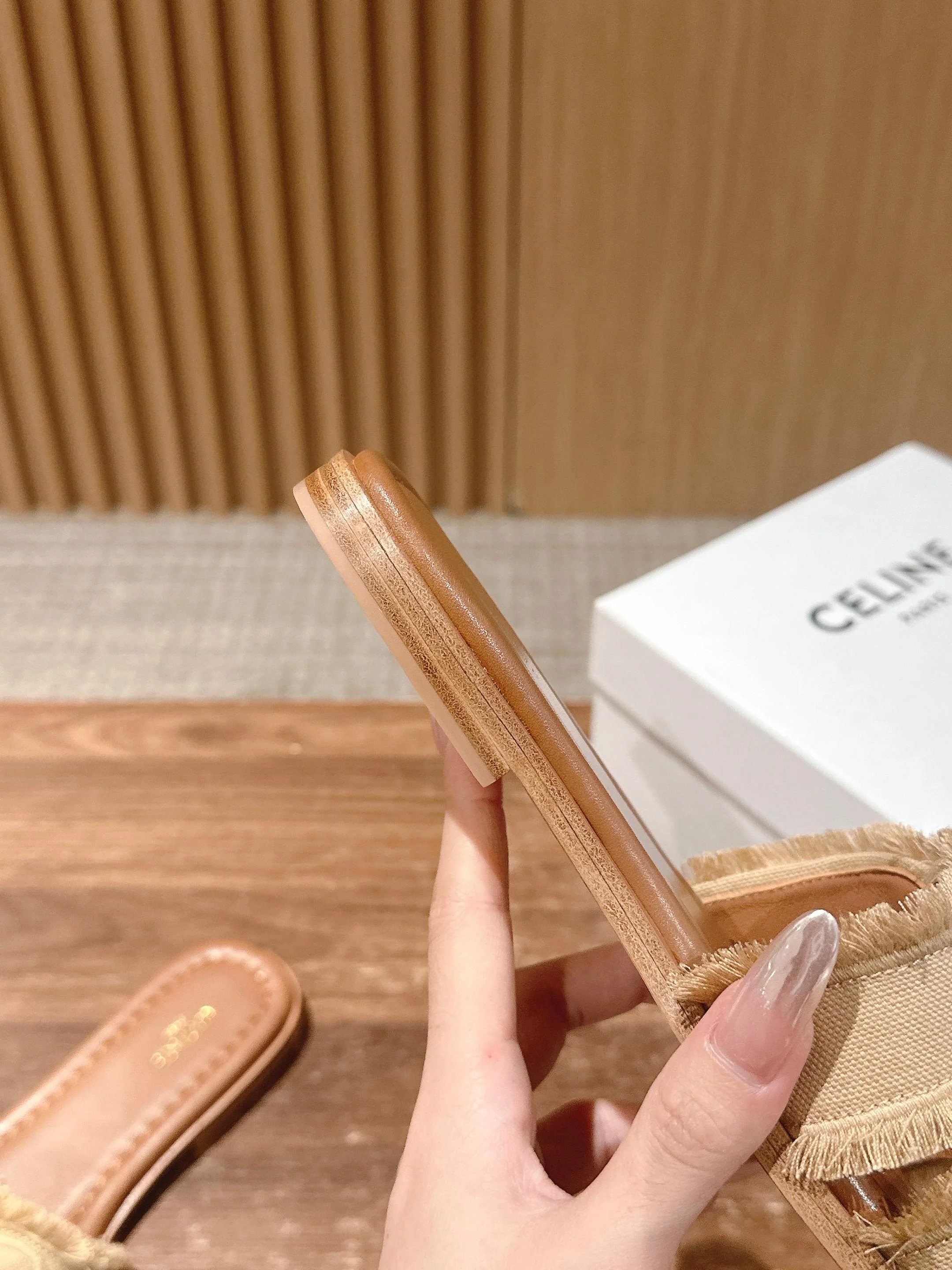 Тапочки Celine Arc de Triomphe - Абрикос