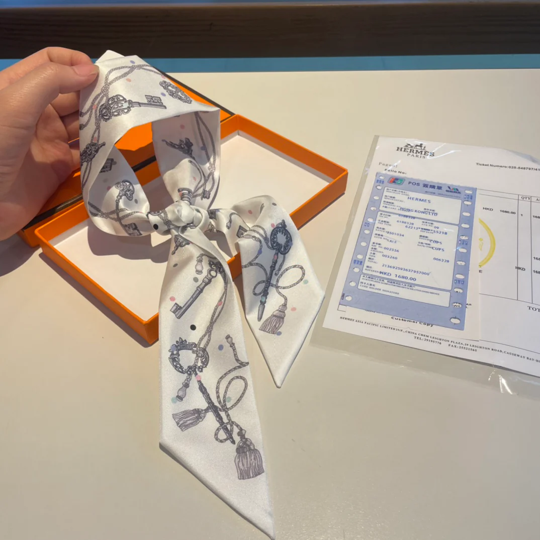 Шарф-слип Hermes Twilly Polka Dot Key - 5-86 см, 100% шелковый твил, двусторонний