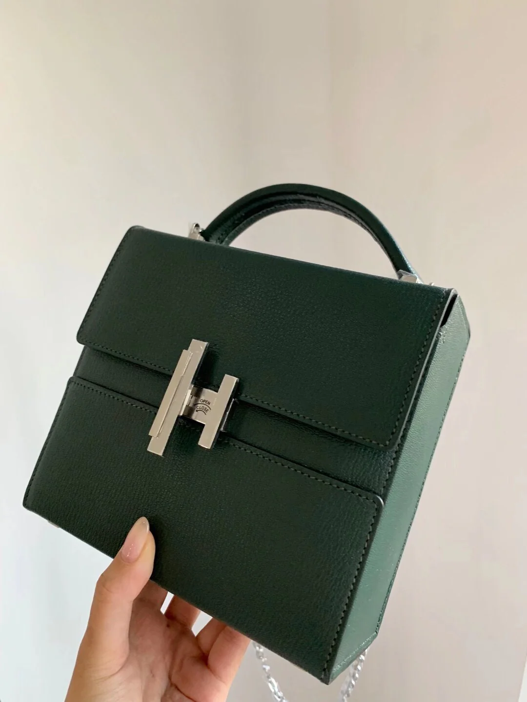 Hermes Cinhetic 24 Chevre Pine Green Silver Buckle