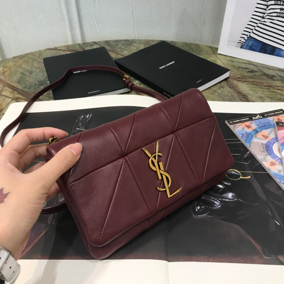 YSL-jamie-chain-wallet-1
