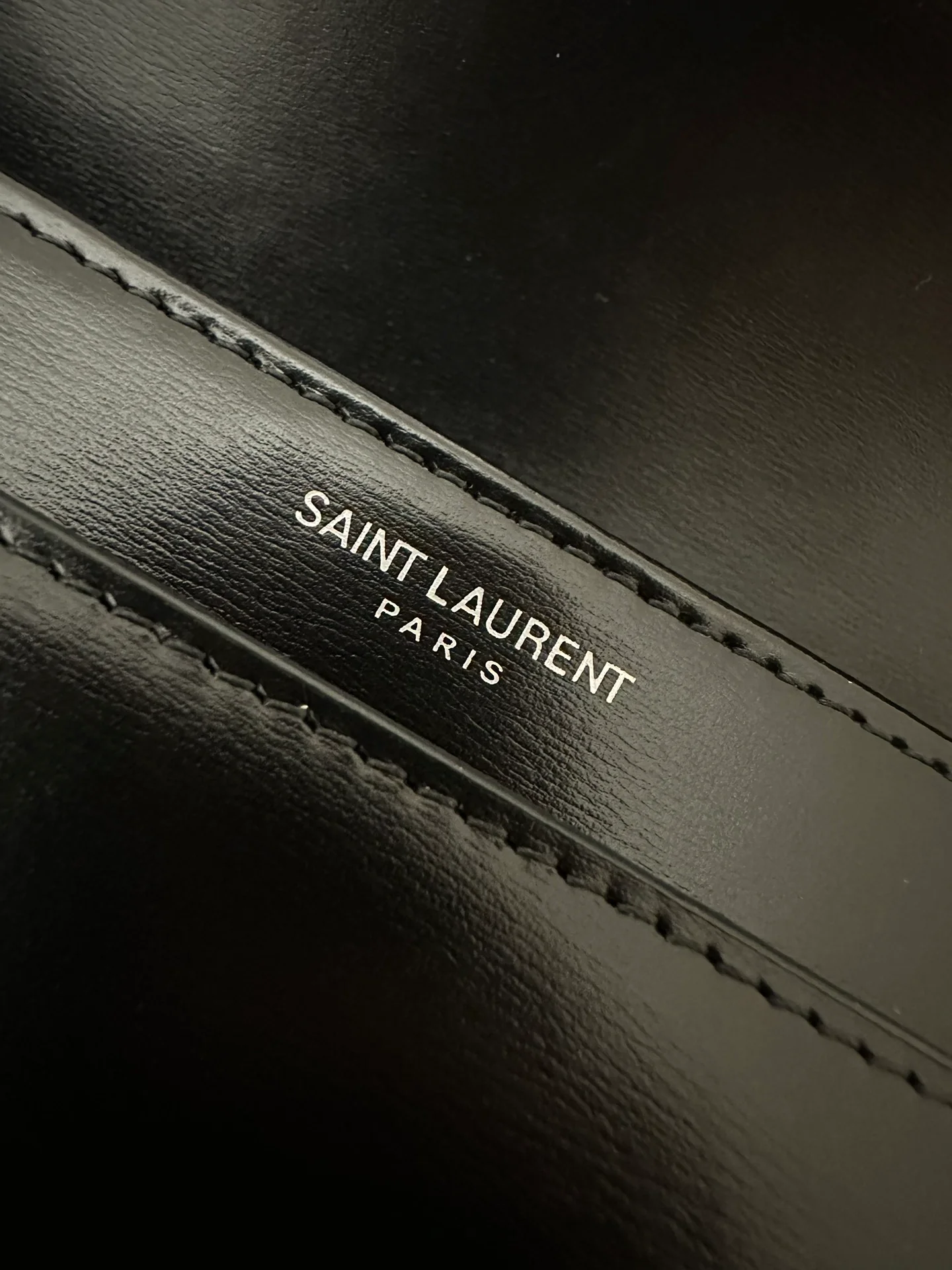 Сумка YSL Box Saint Laurent Tofu Bag - Большая - Черная с серебряной пряжкой