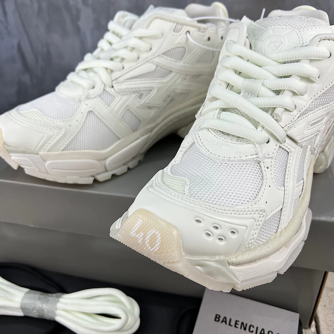 Кроссовки Balenciaga Runner - Унисекс - Белые - 1