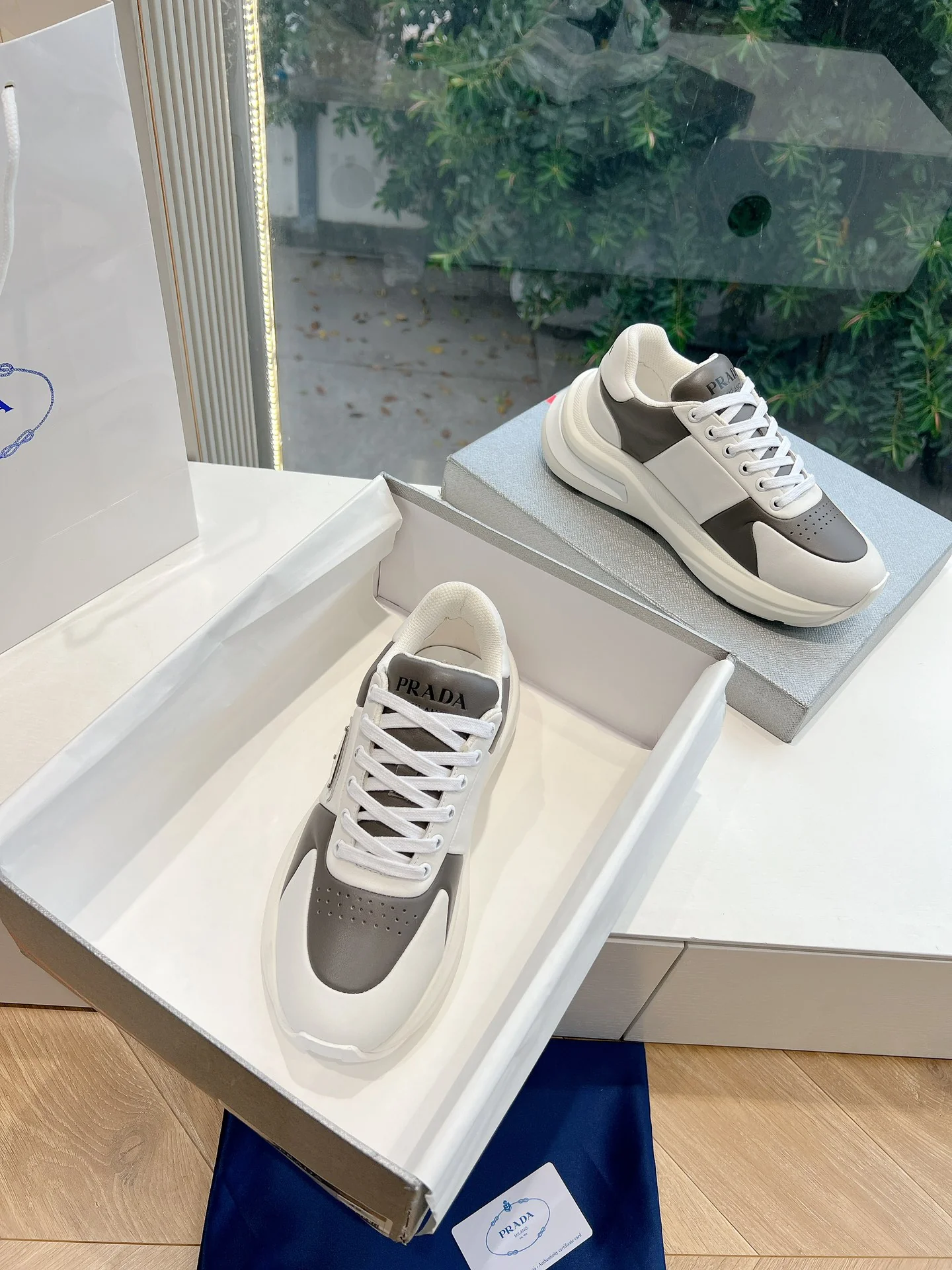 Кроссовки Prada 2024 - серые