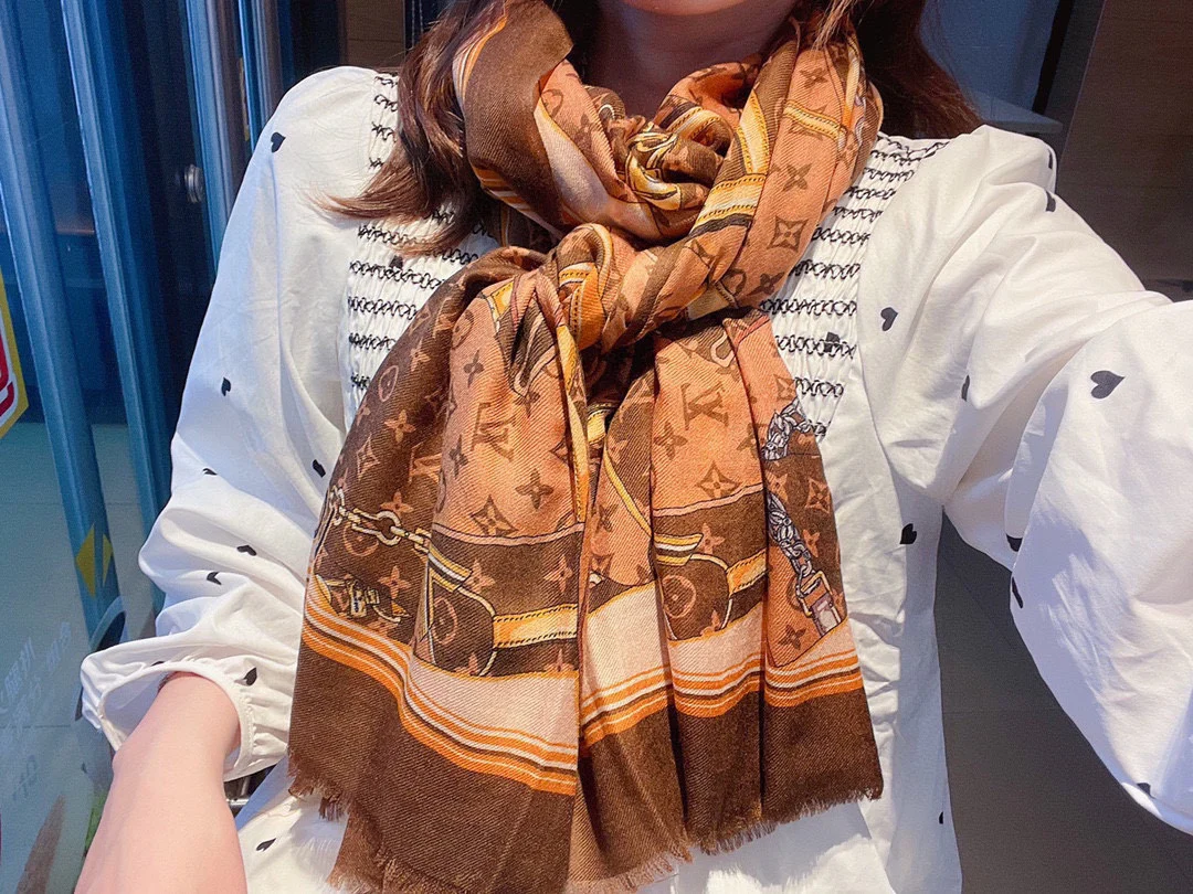 Шарф с монограммой LV, 110-200 см, 100% высококачественный кашемир, коричневый.
