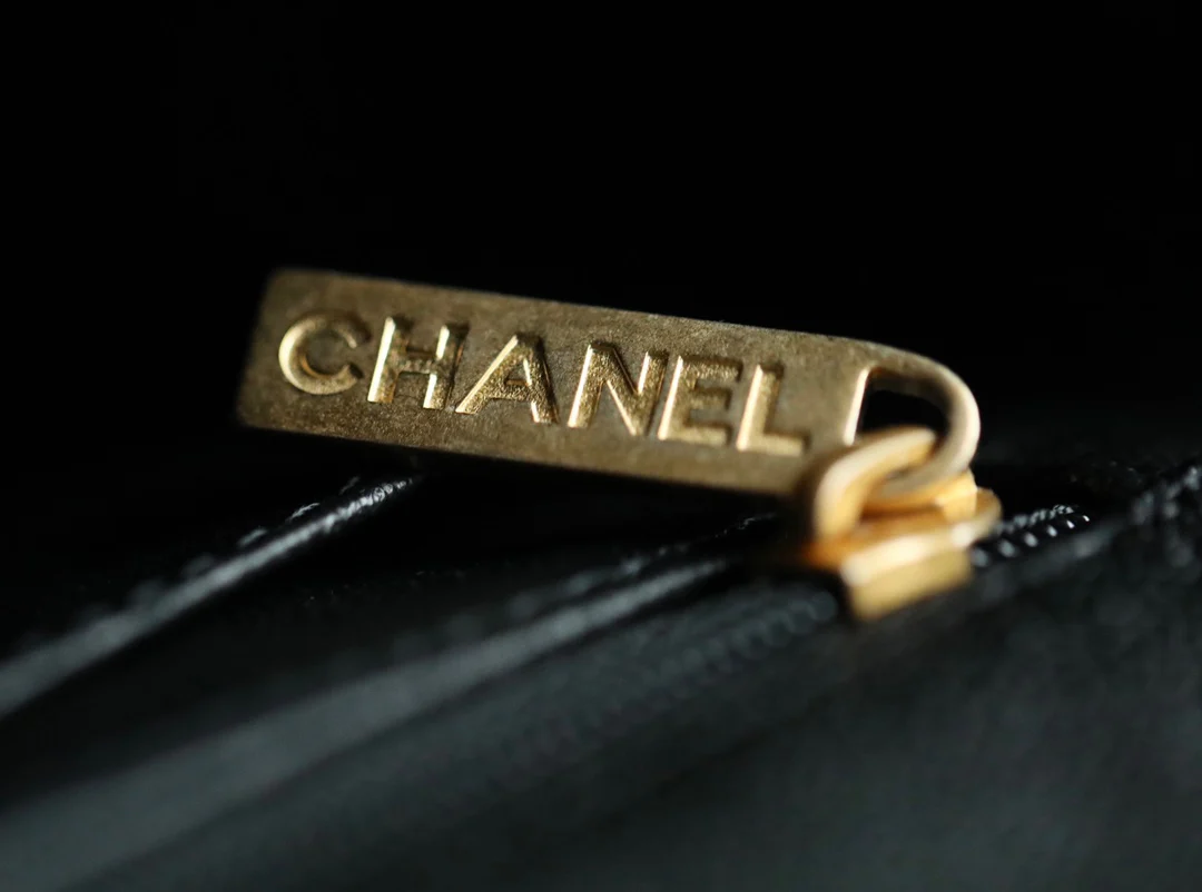 Сумка Chanel Coco Handle - выстиранная телячья кожа с текстурой 