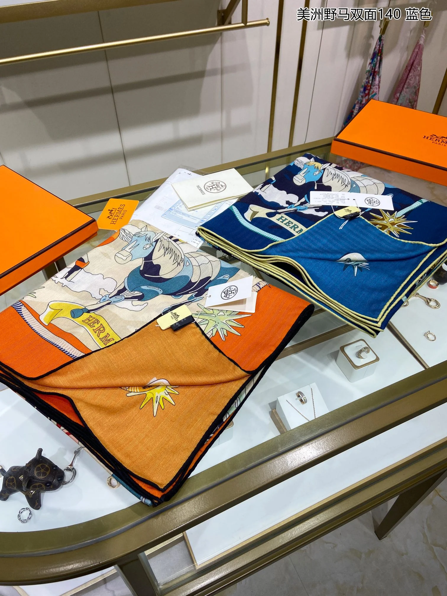 Квадратный шарф Hermes Mustang - 140 см - 70% кашемир - 30% шелк - синий