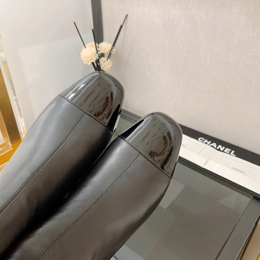 Chanel - Ботильоны на меховой подкладке - Черно-коричневые