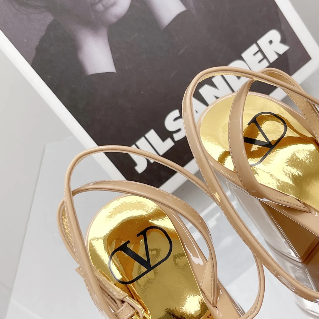 Valentino - Абрикосовые туфли на высоком каблуке - Туфли на массивном каблуке