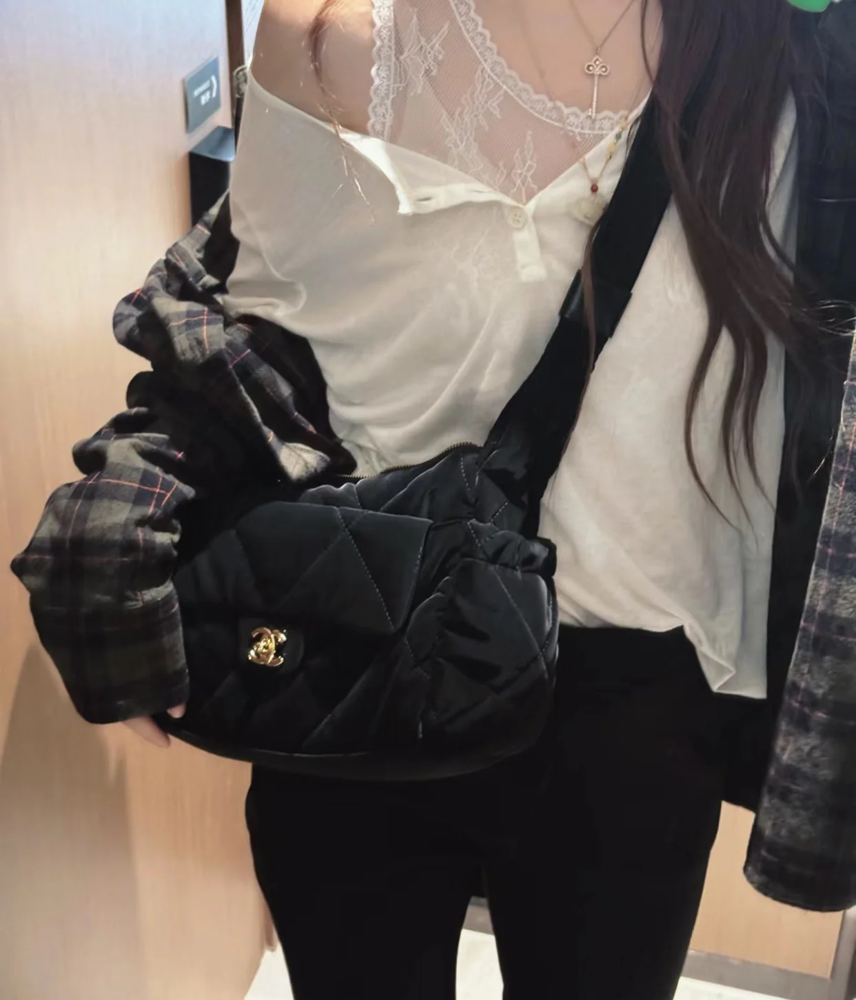 Chanel Grandsac Bowling Black