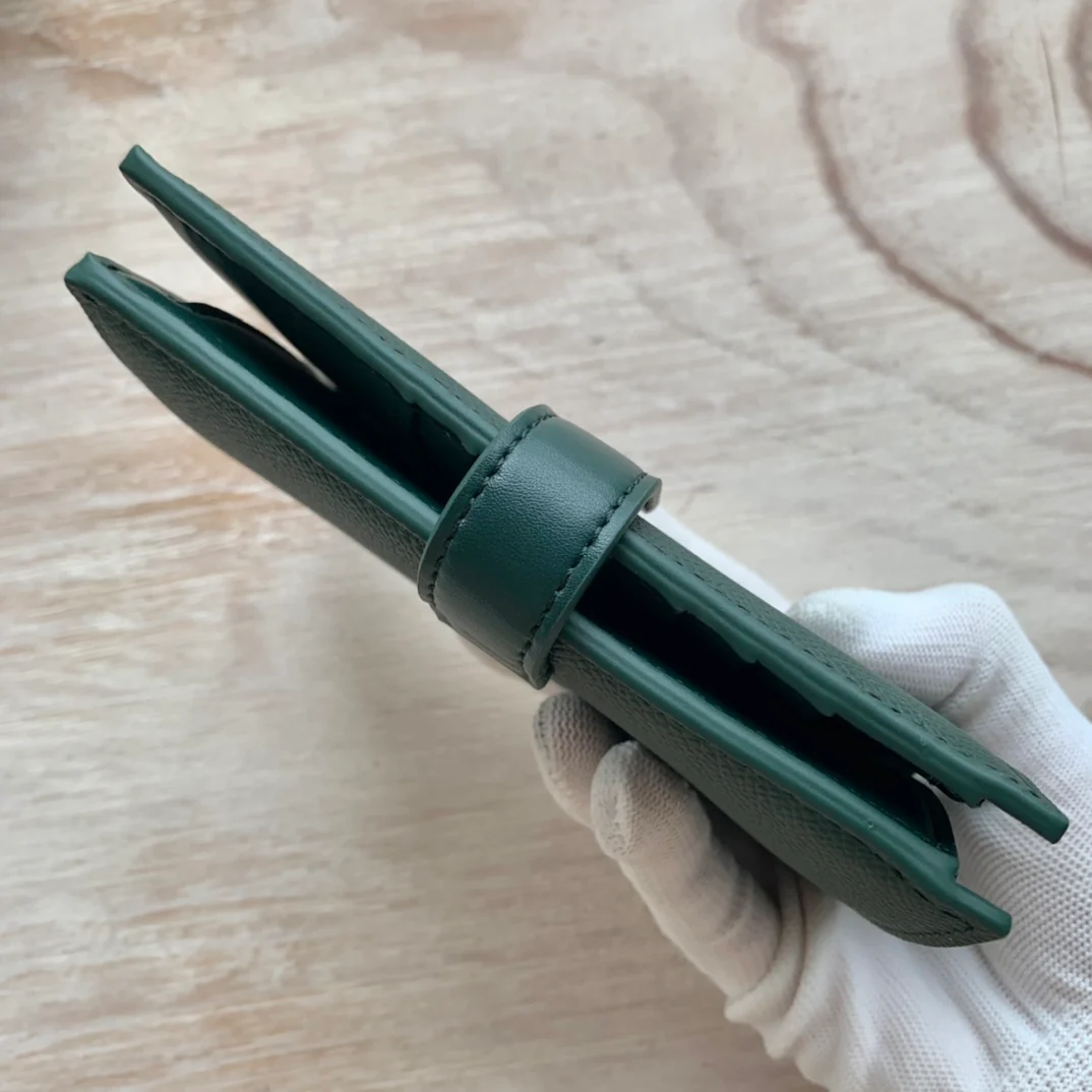 Кошелек Celine Strap из зернистой телячьей кожи - 10