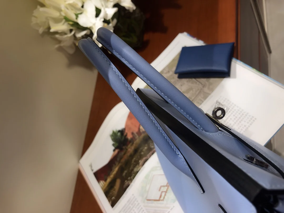 Сумка Hermes Birkin 25 Swift с серебряной пряжкой