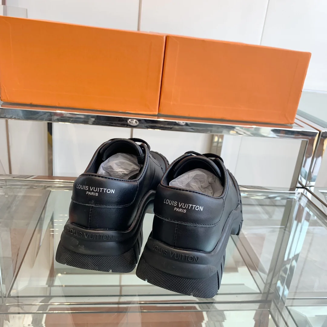 Новинка LV 2023 — Кроссовки на платформе — Черные
