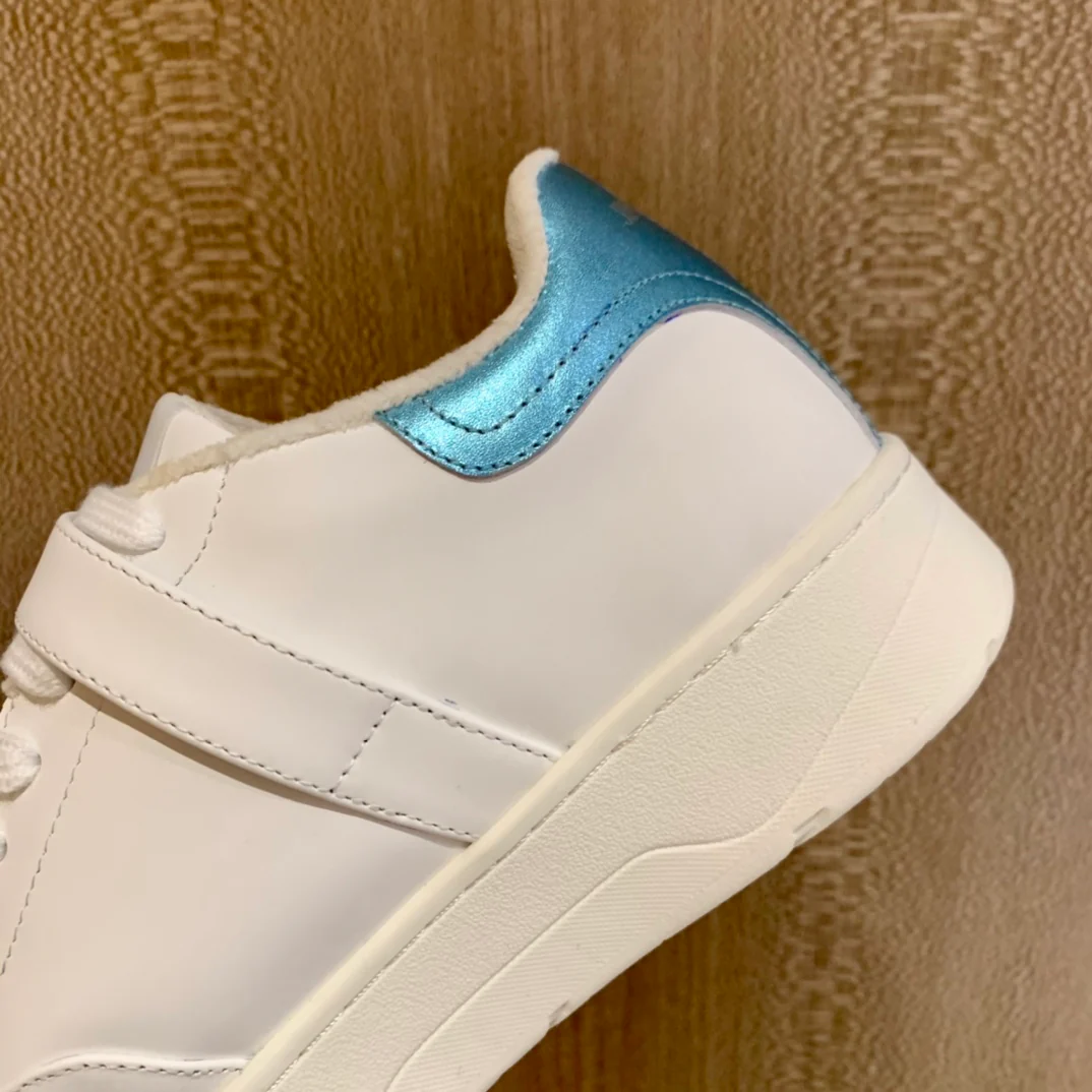 Кроссовки Jimmy Rhinestone Buckle White Sneakers Series - Облегающая обувь - 1