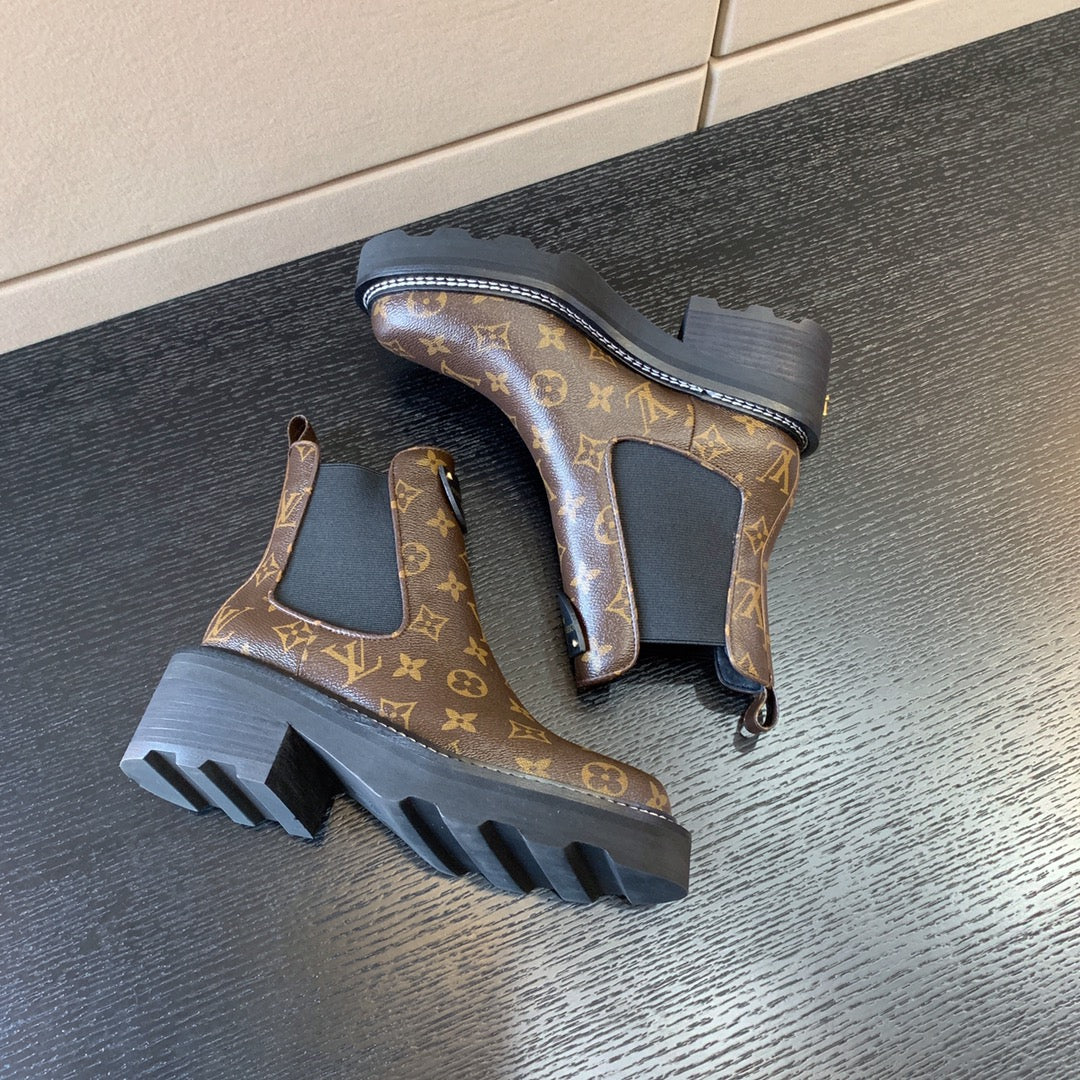 Новинка осенне-зимней коллекции LV 2023 - Beaubourg - Ботильоны - Короткие ботинки