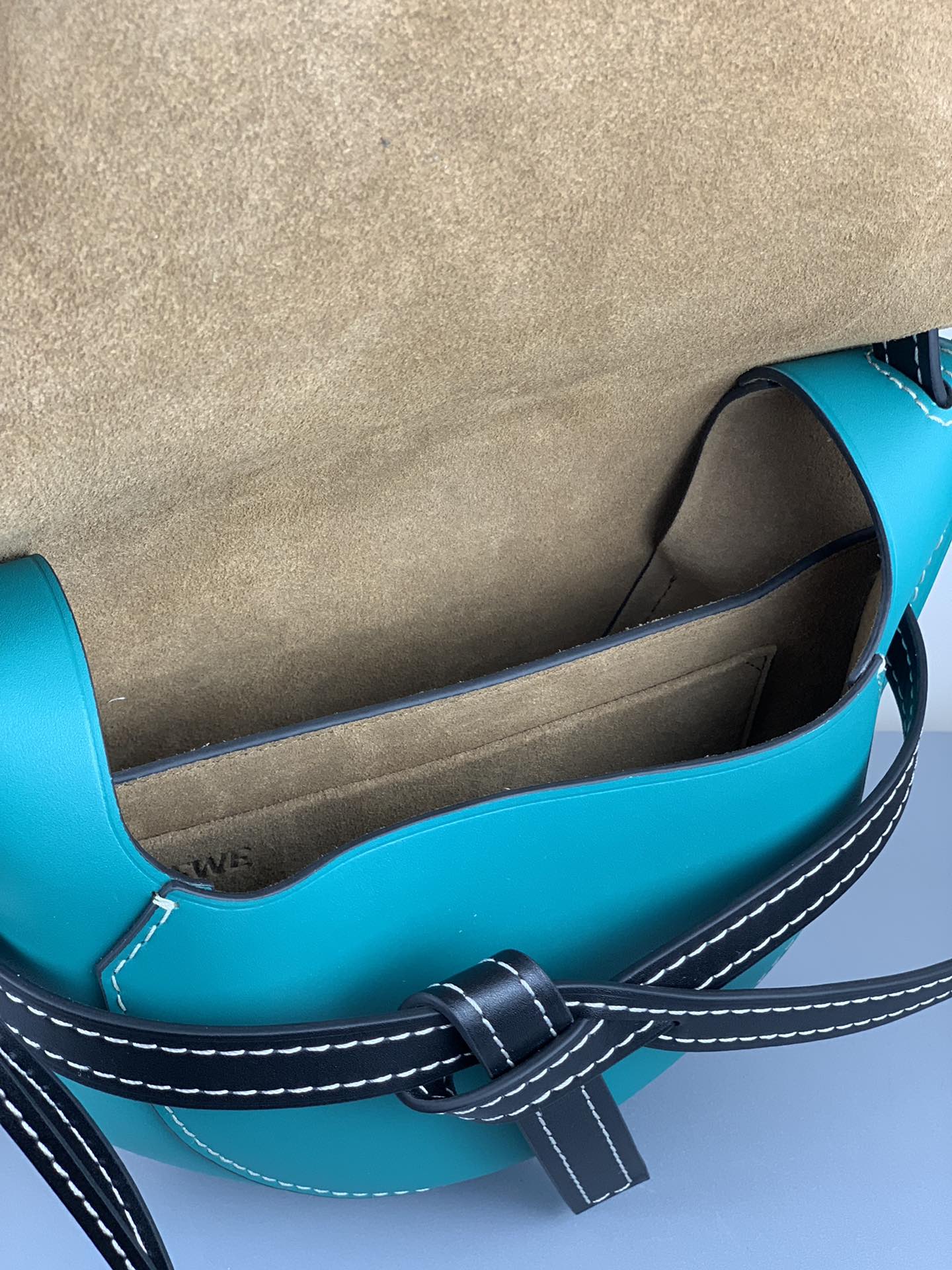 Loewe-gate-small-20x19x11-5-cm-6