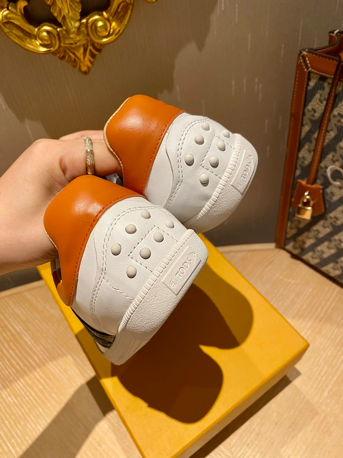 Tods - Белые кроссовки - Повседневная обувь - 10