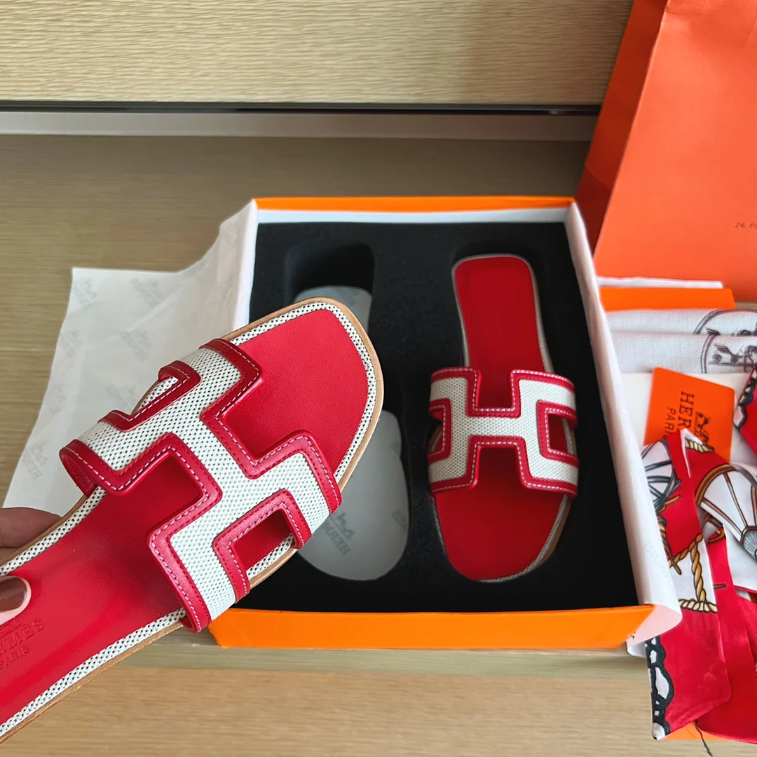 Классические домашние тапочки Hermes с буквой H - верх из парусины и кожи - красные