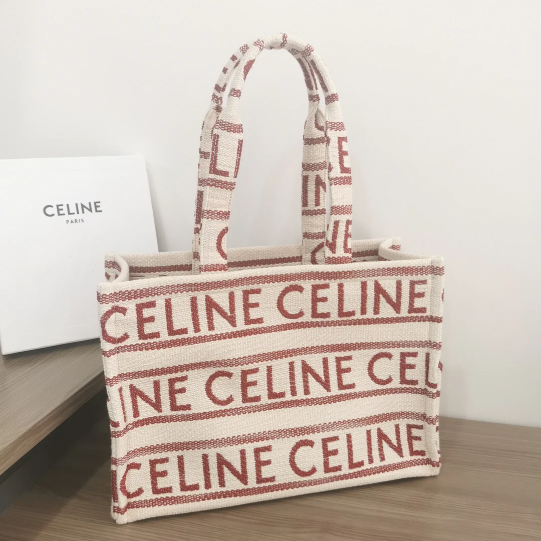 Сумка-шоппер Celine Cabas Thais, большая, красная (из махровой ткани)