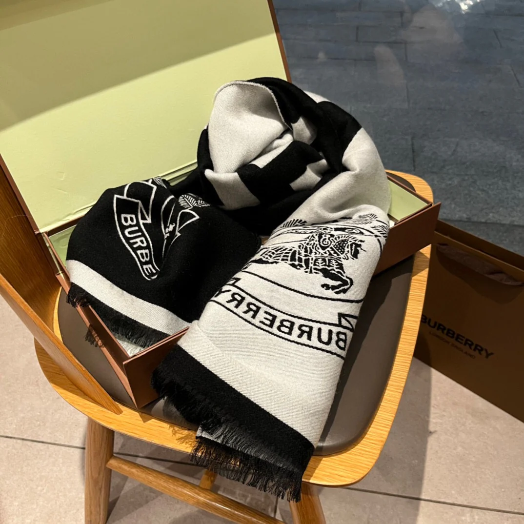 Двусторонний длинный шарф Burberry Knight Logo - 34 см - 195 см - 100% чистый кашемир