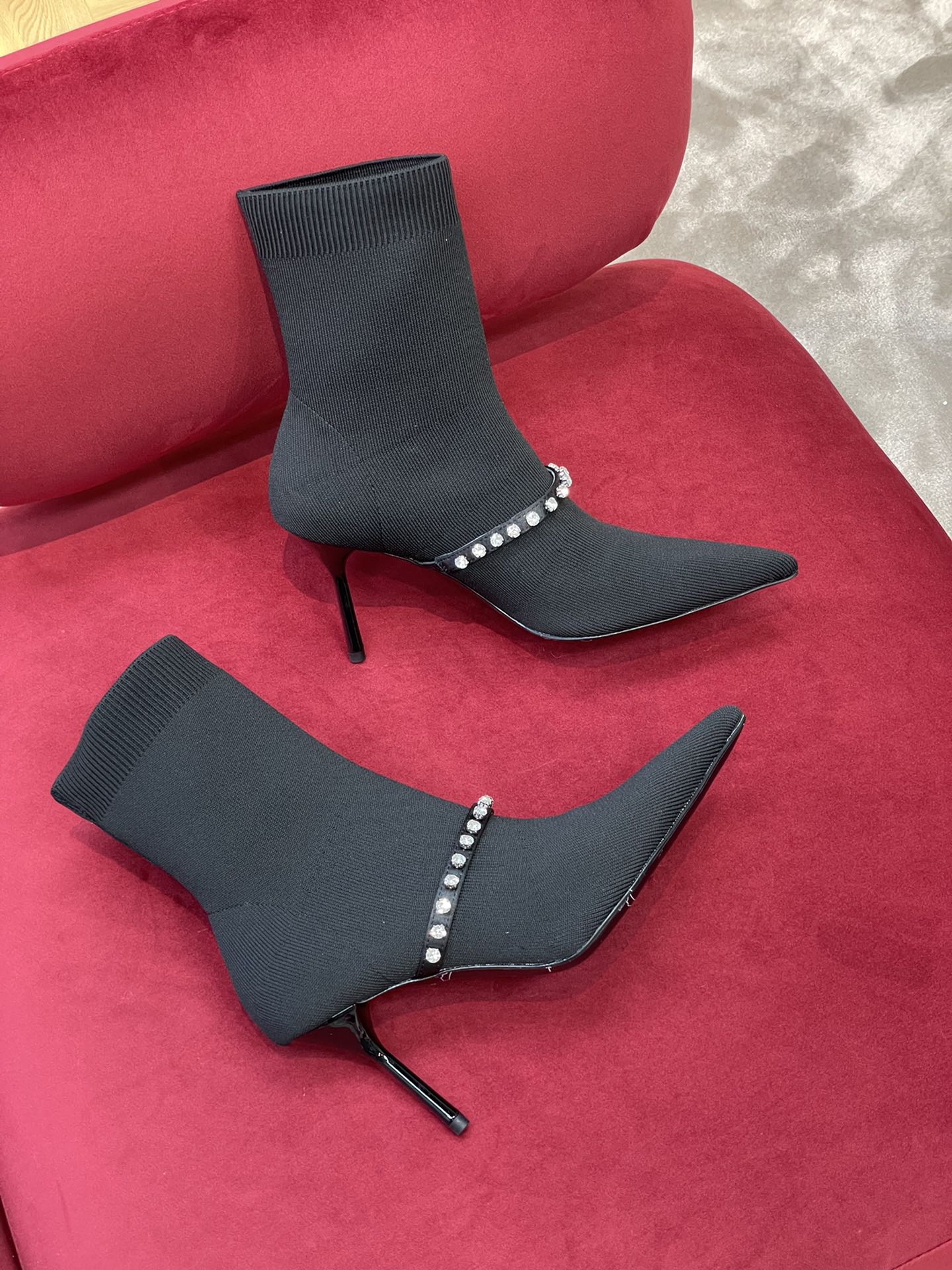 Miu Miu - Ботильоны на шпильке с острым носком