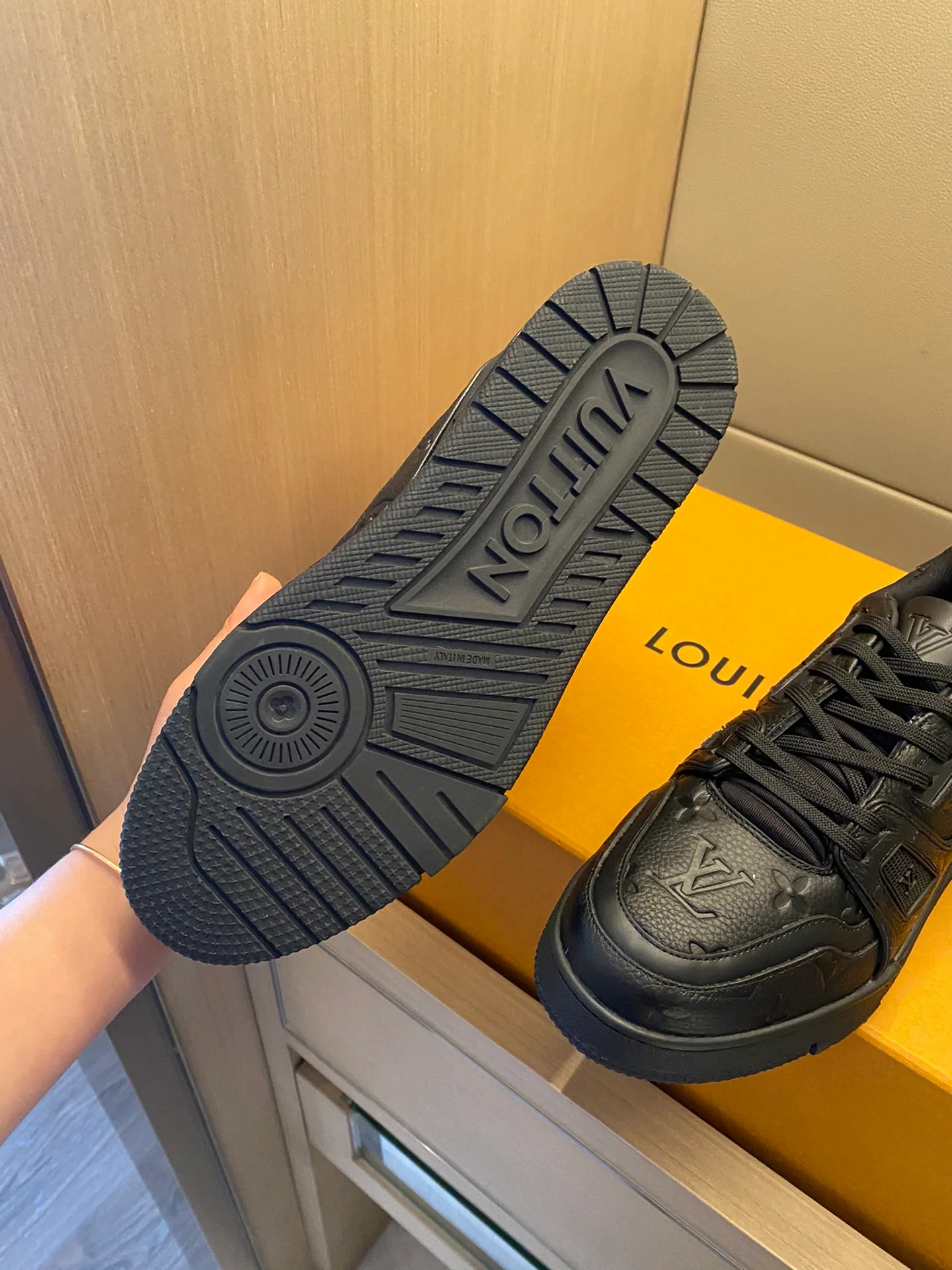 Обувь LV - кроссовки LV Trainer - 20