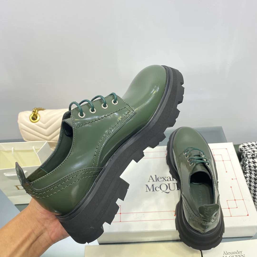 Лоферы на платформе McQueen цвета хаки