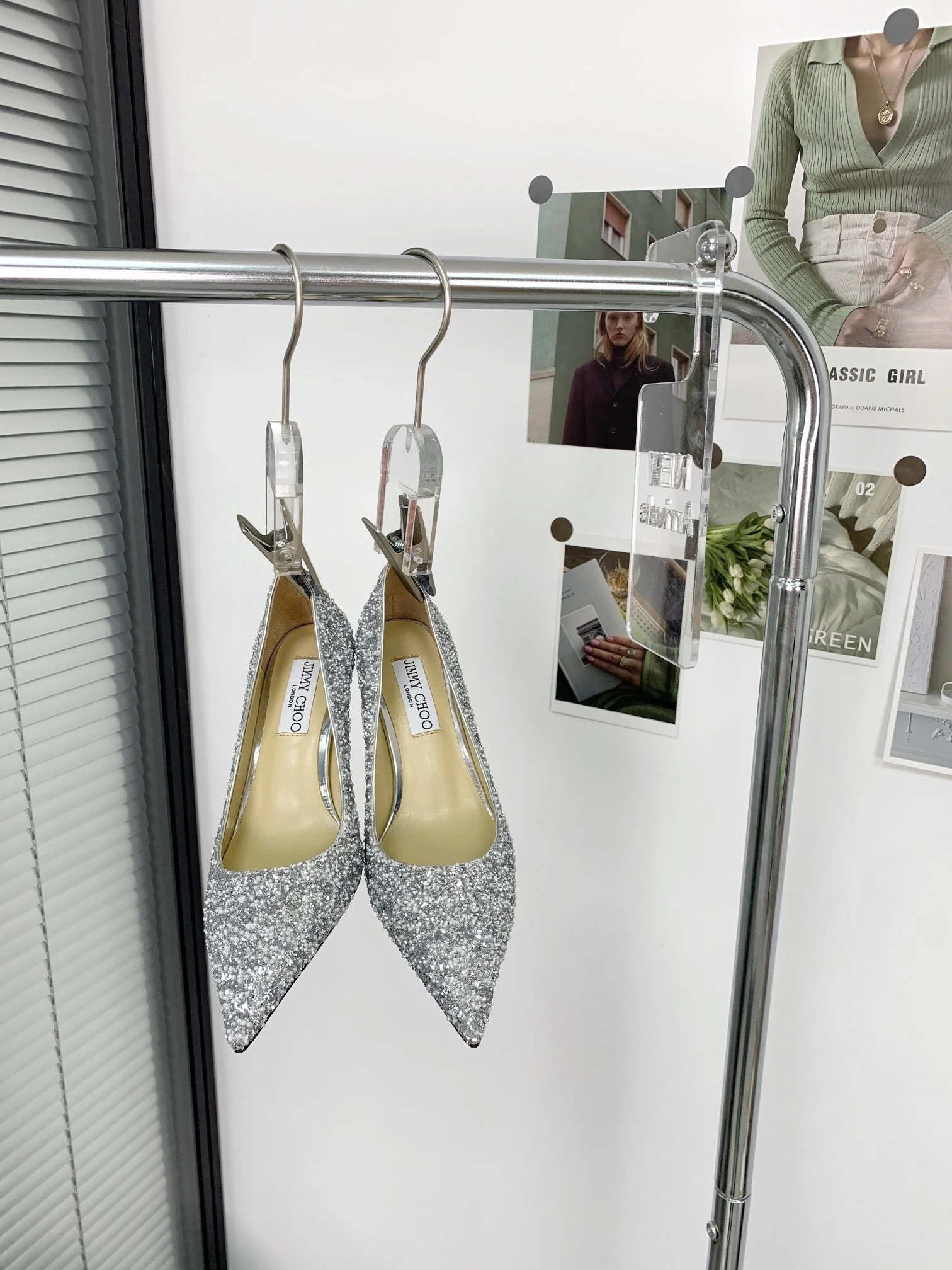 Новые поступления коллекции Jimmy весна/лето 2022 - Туфли на высоком каблуке с пайетками - 2