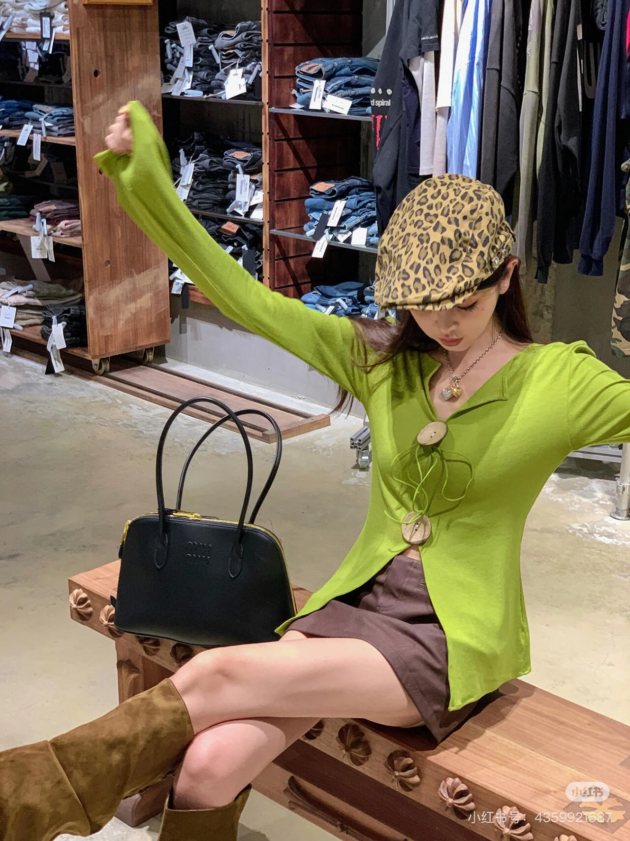 Сумка-чехол Miu Miu 5ba290 с длинной ручкой - черная