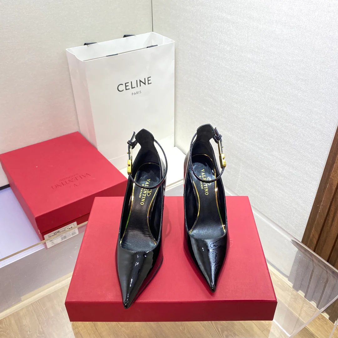 Туфли-лодочки Valentino с острым носком на шпильке - черные - 9 см