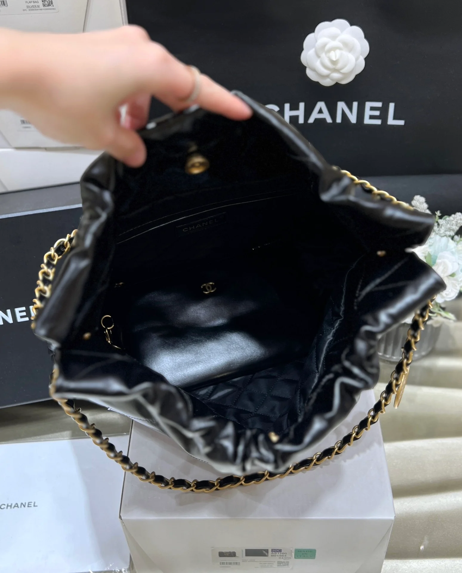 Мусорный мешок Chanel 22bag с двумя отделениями - черный