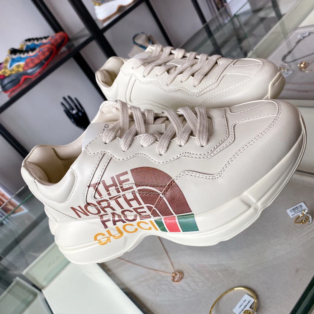 Gucci - массивные кроссовки - коллаборация с The North Face