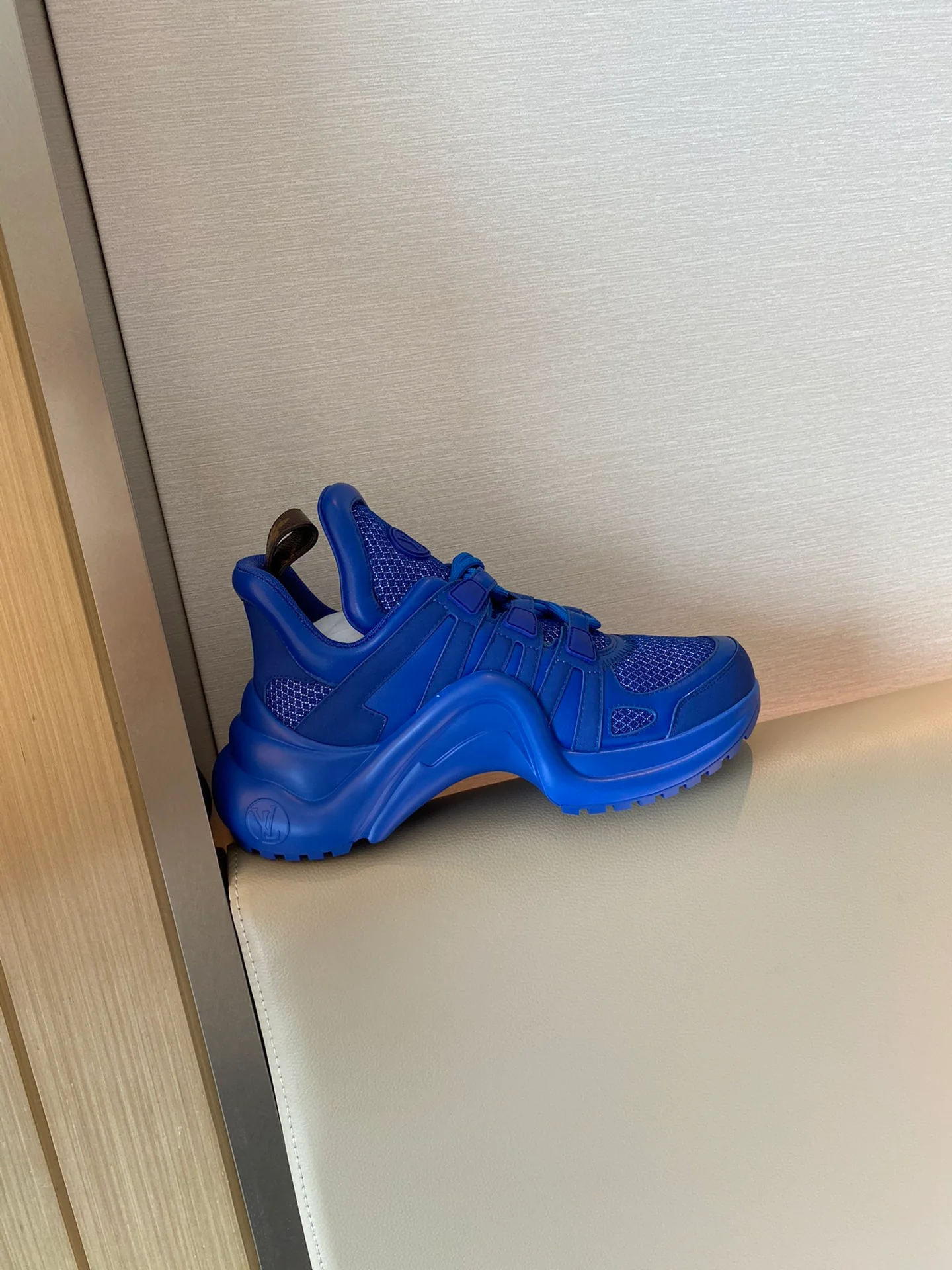 Обувь LV - LV - массивные кроссовки - 1