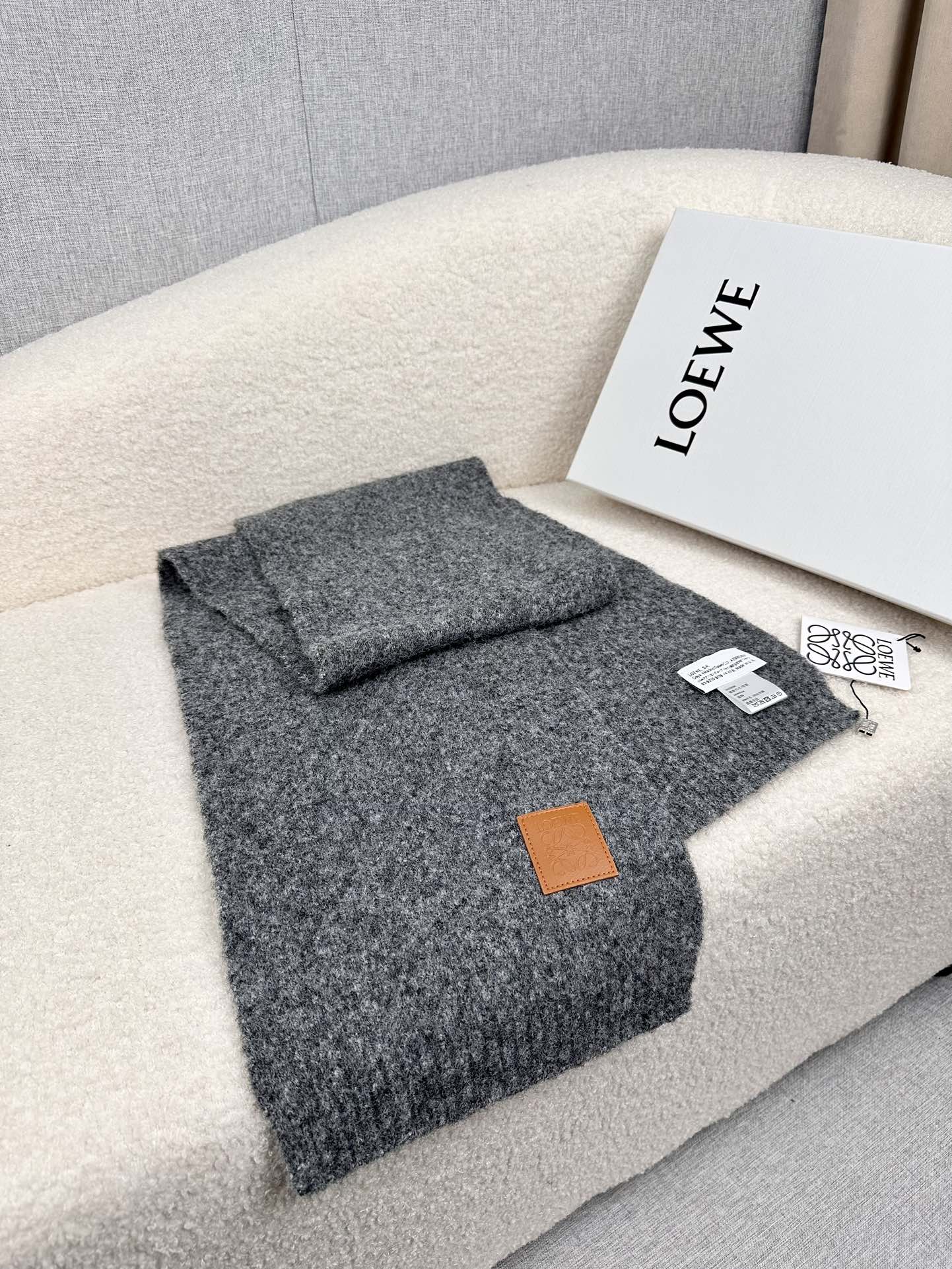 Однотонный кашемировый шарф Loewe 2024 - 170-25