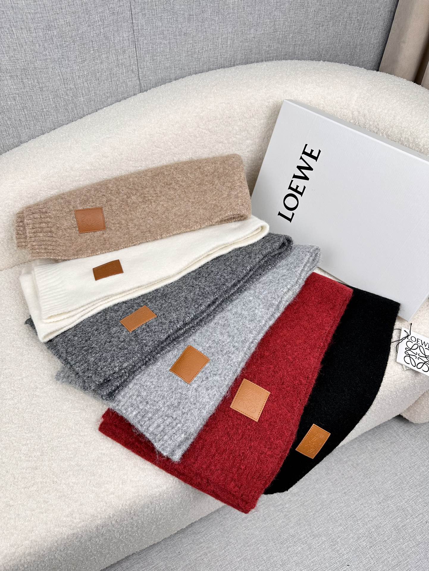 Однотонный кашемировый шарф Loewe 2024 - 170-25