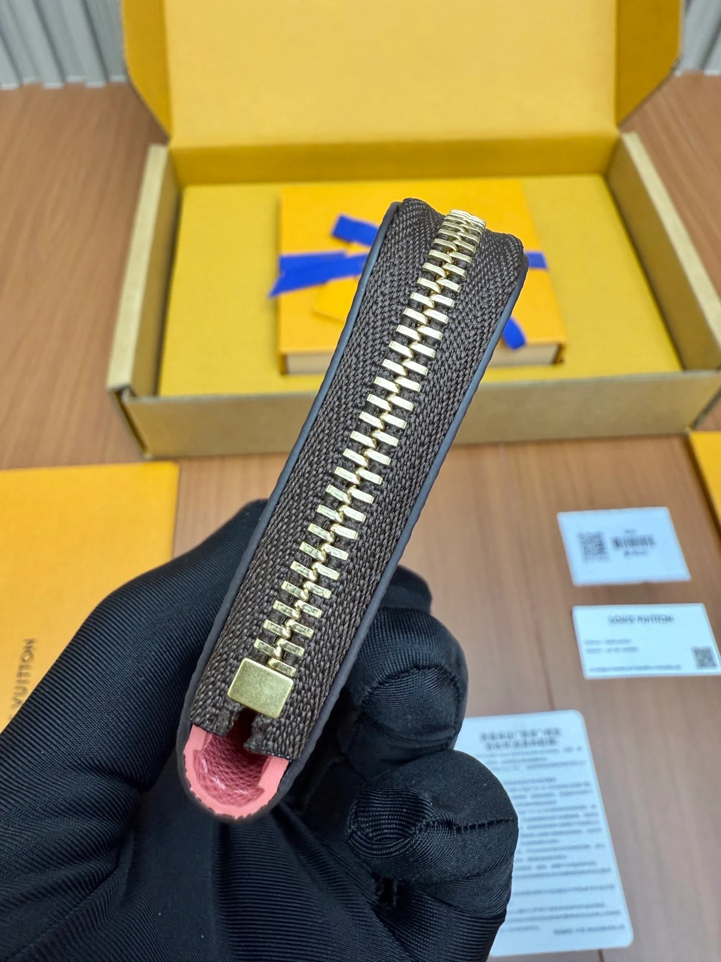 Кошелек LV-m14529 из цельной стали