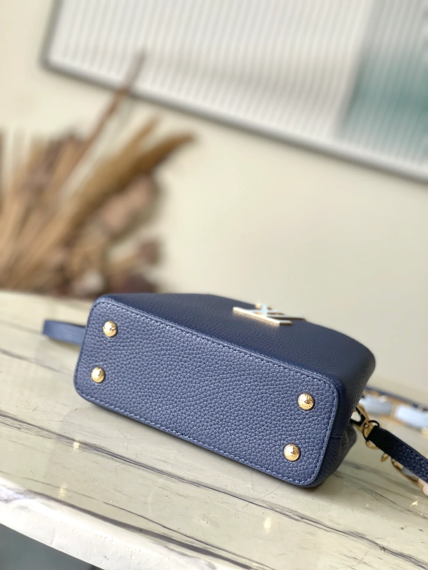 m23199-LV-capucines-mini-handbag/crossbody bag-blue