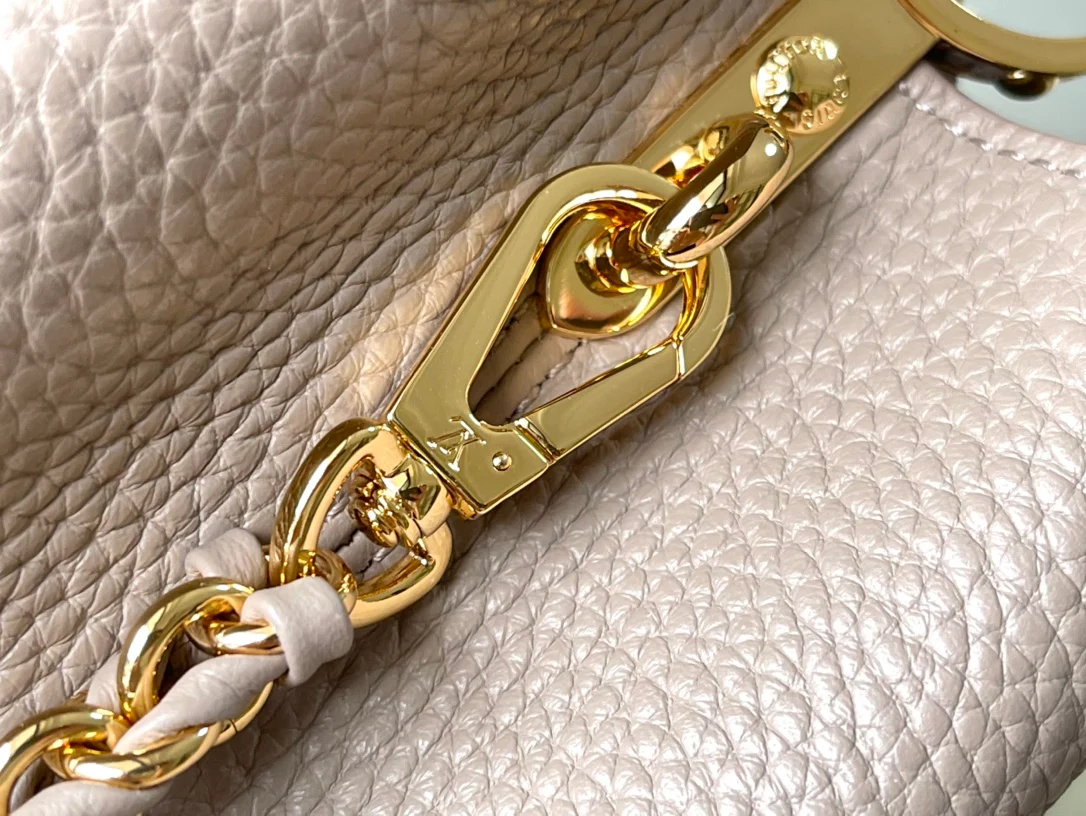 m23083-LV-capucines-bb-small-handbag-crossbody-elephant gray