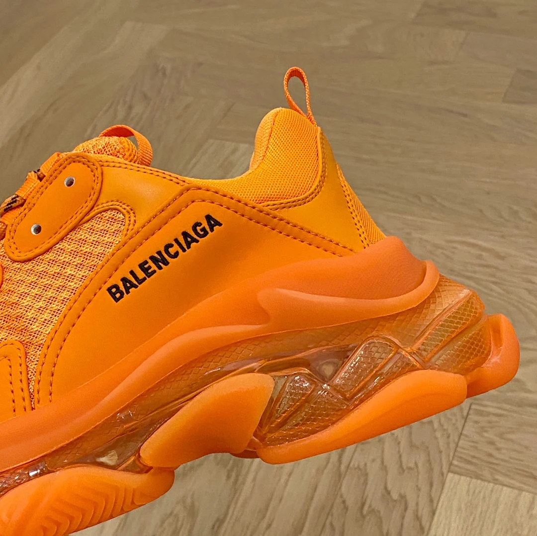 Кроссовки Balenciaga Triples Cushion Chunky Shoes - оранжевые