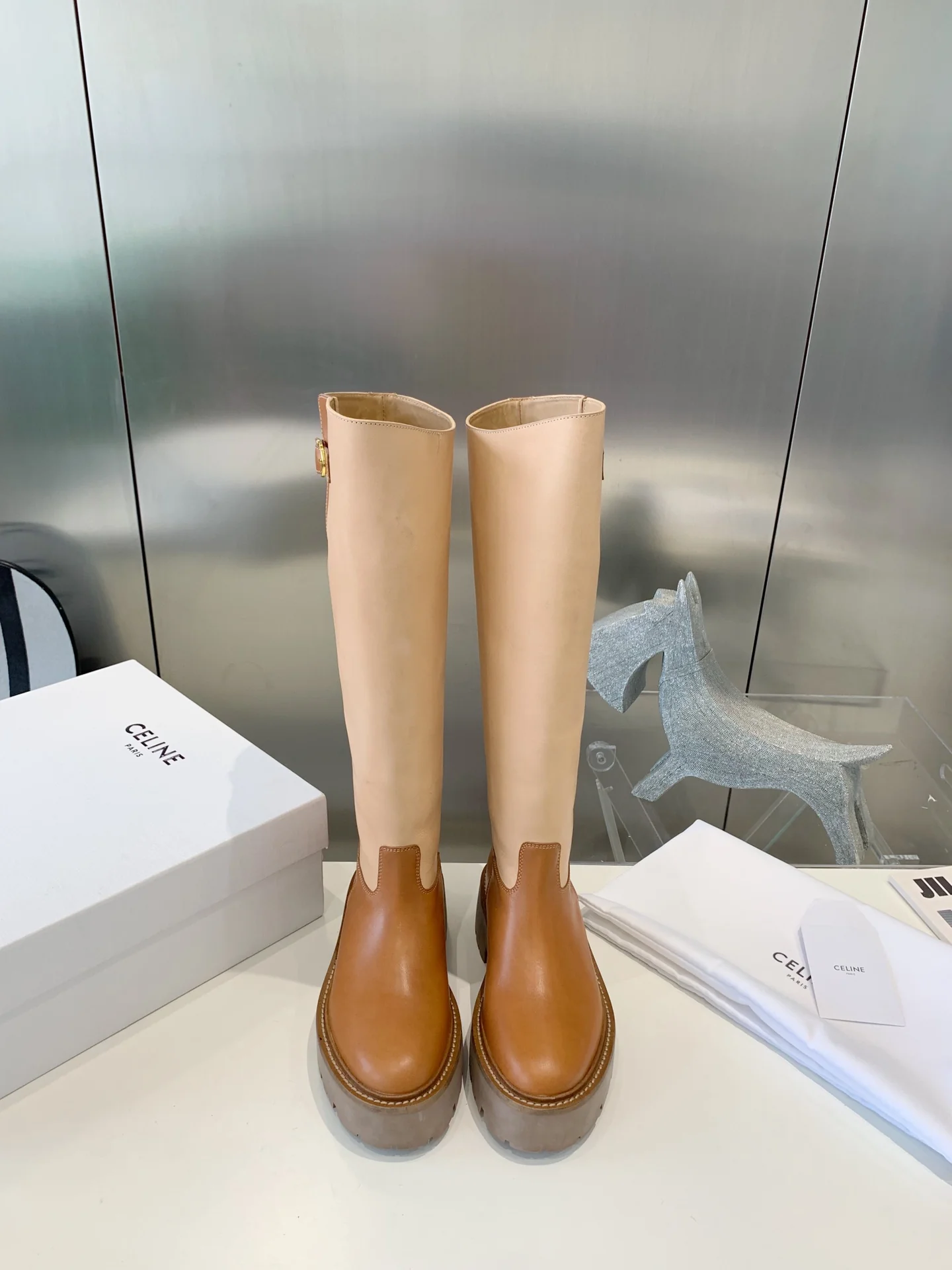 Новые высокие сапоги-челси Celine 2022 года с пряжками - размеры 35-39-40 (изготовлены на заказ) - 1 шт.