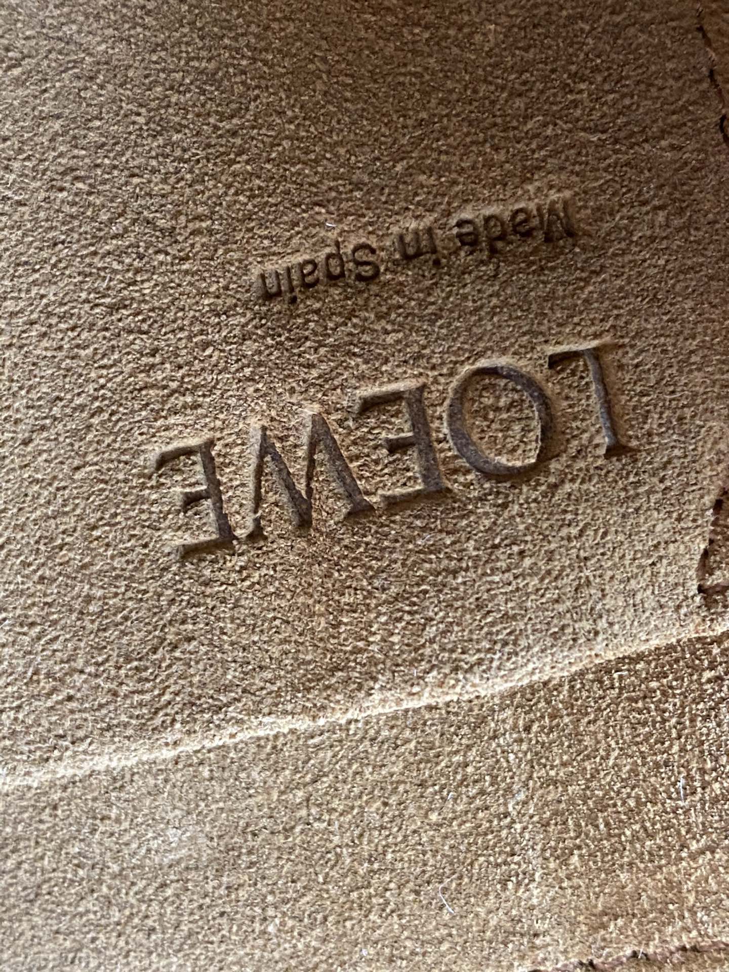 Loewe-gate-small-20x19x11-5-cm-14