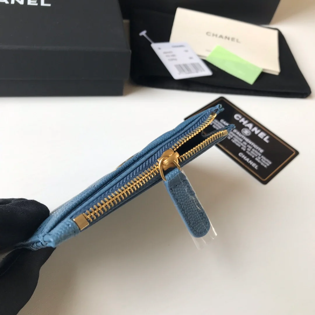 Кардхолдер Chanel на молнии - плоский картхолдер