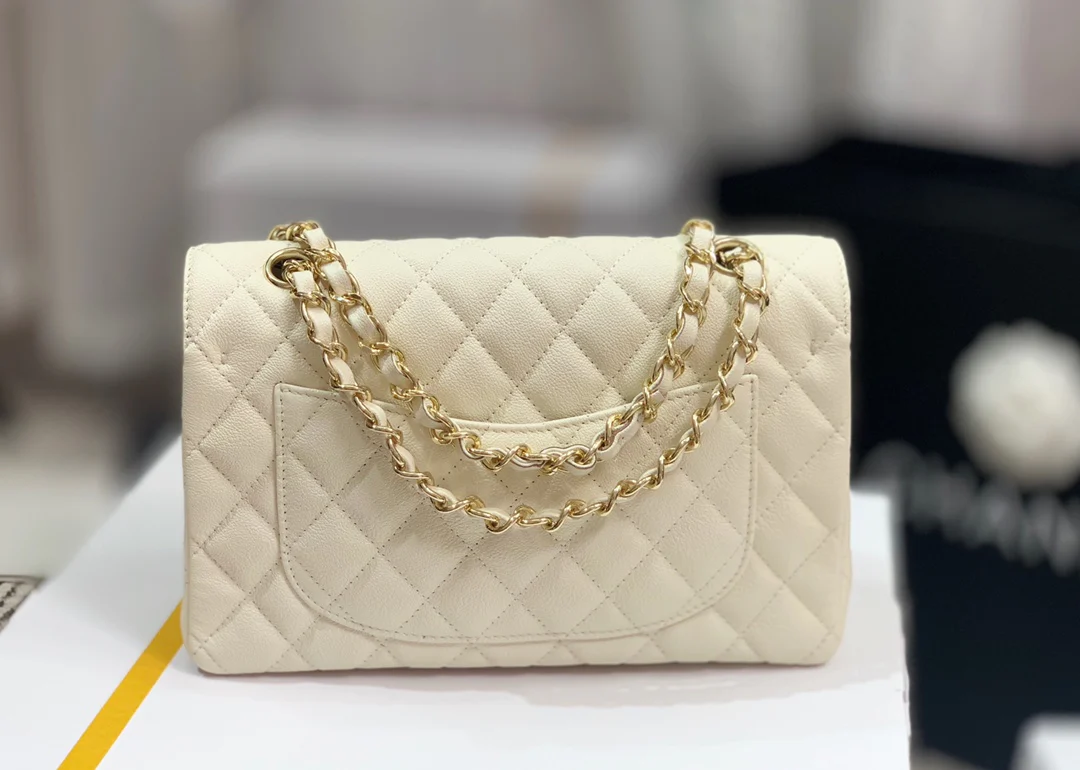 Сумка Chanel Sesame Pattern CF Bag - Milkshake White Gold Hardware - 23 см